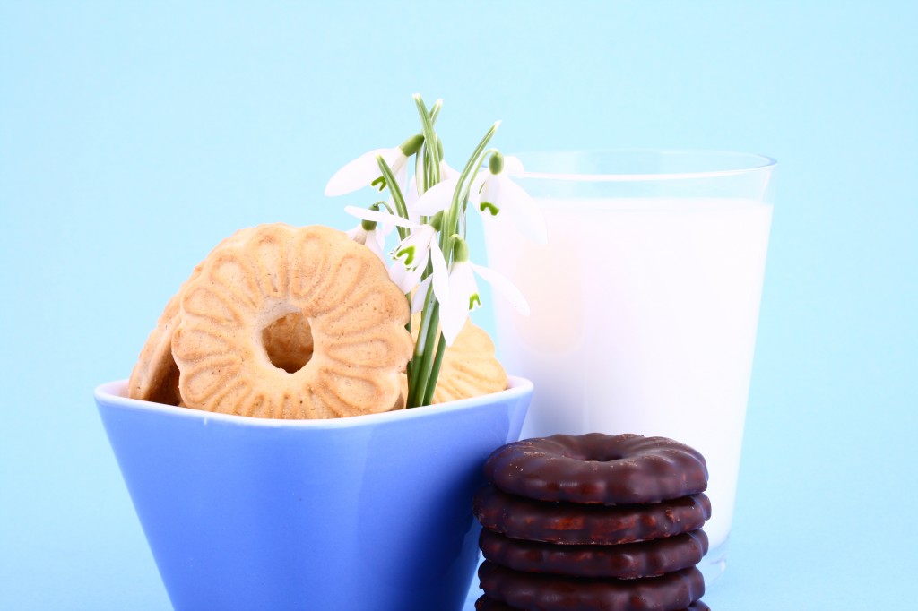cookie and milk